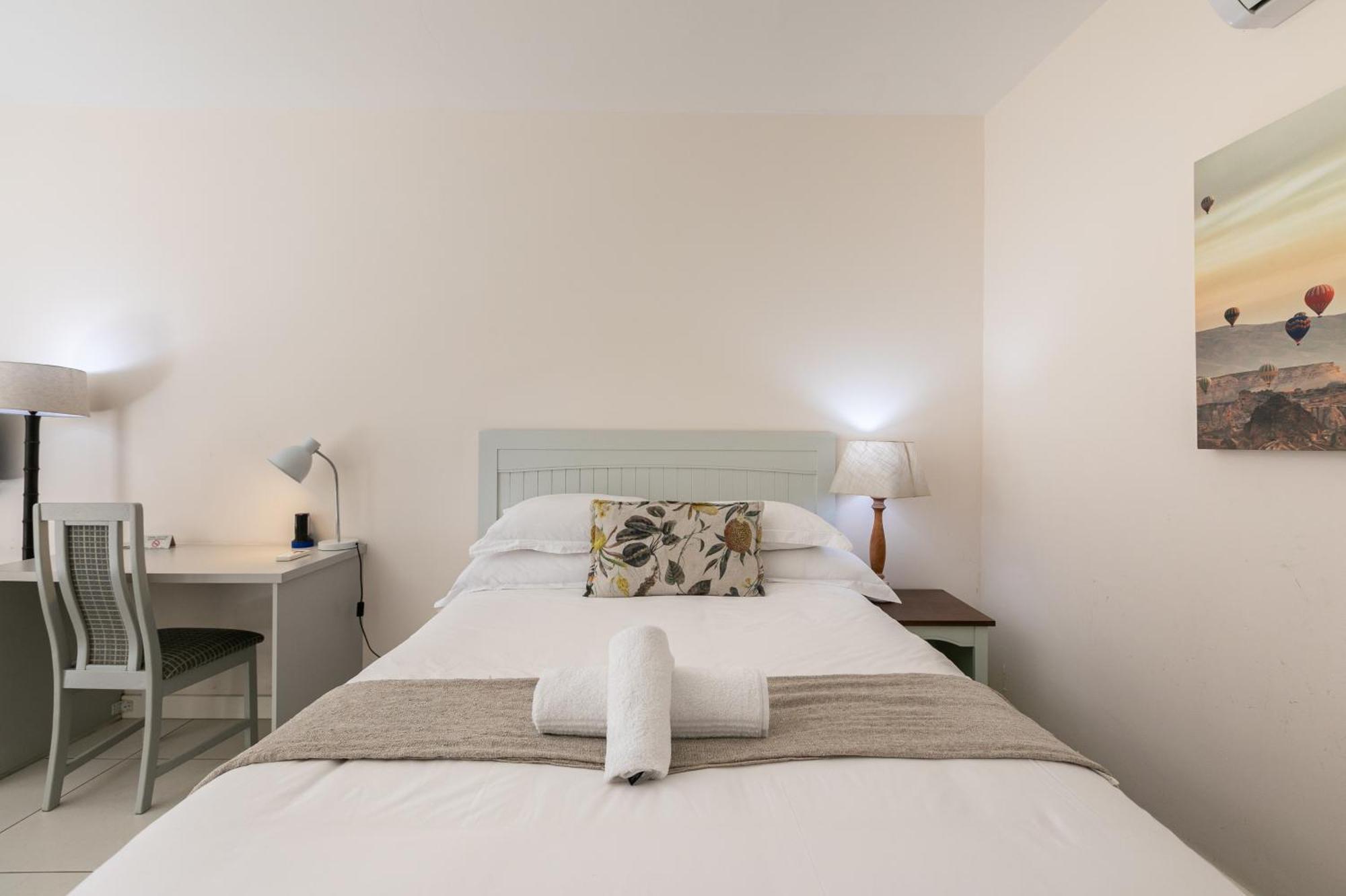 Emmarentia Guest House Йоганнесбурґ Екстер'єр фото