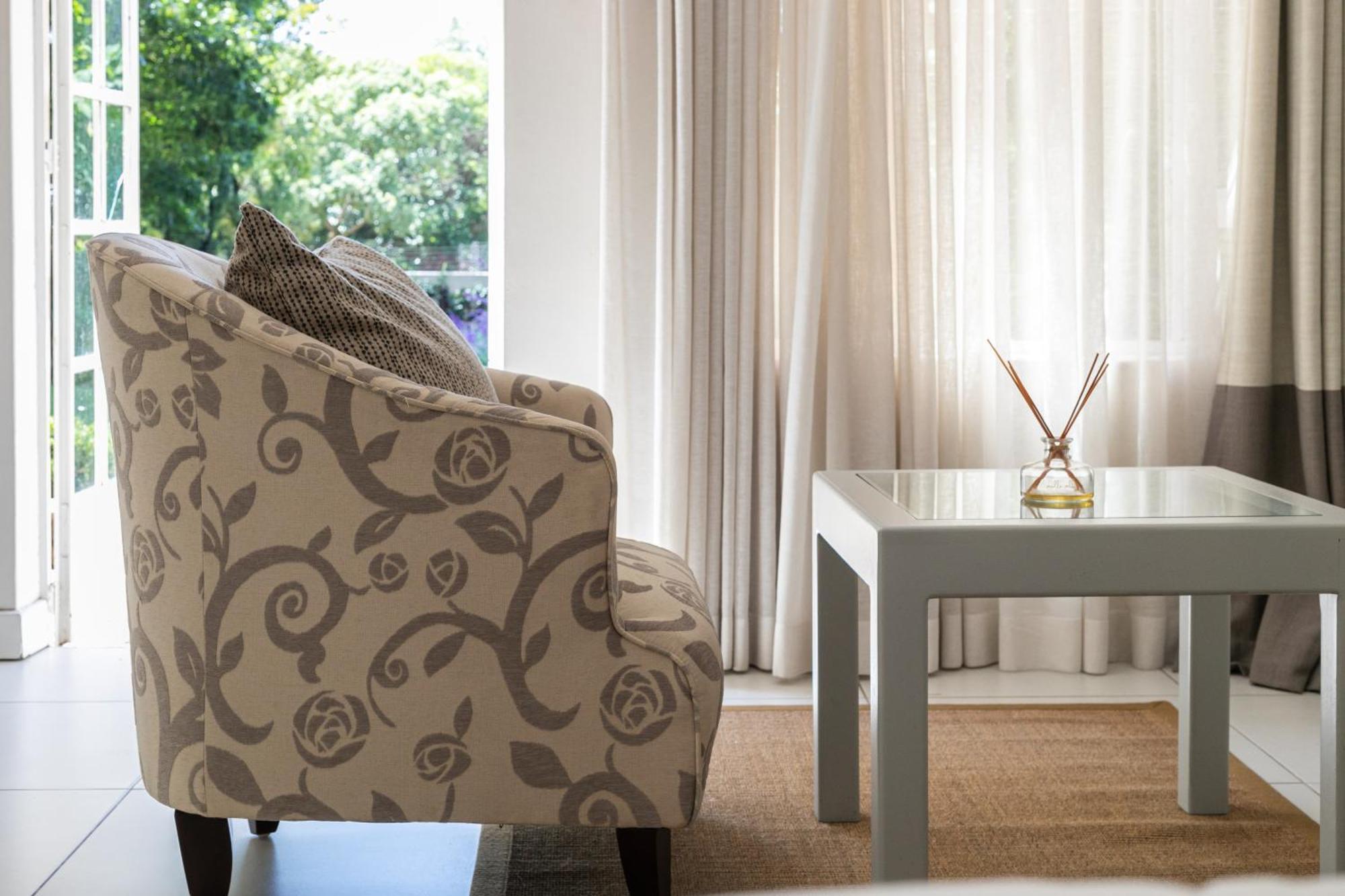 Emmarentia Guest House Йоганнесбурґ Екстер'єр фото